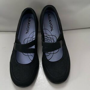 BN Aravon black Shoes. Size 8.5